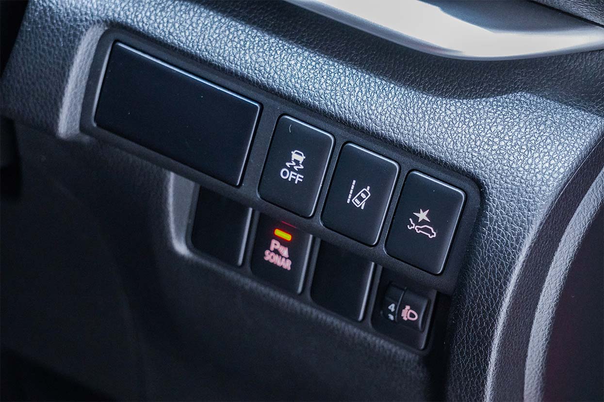 2017 Mitsubishi Eclipse Cross LS