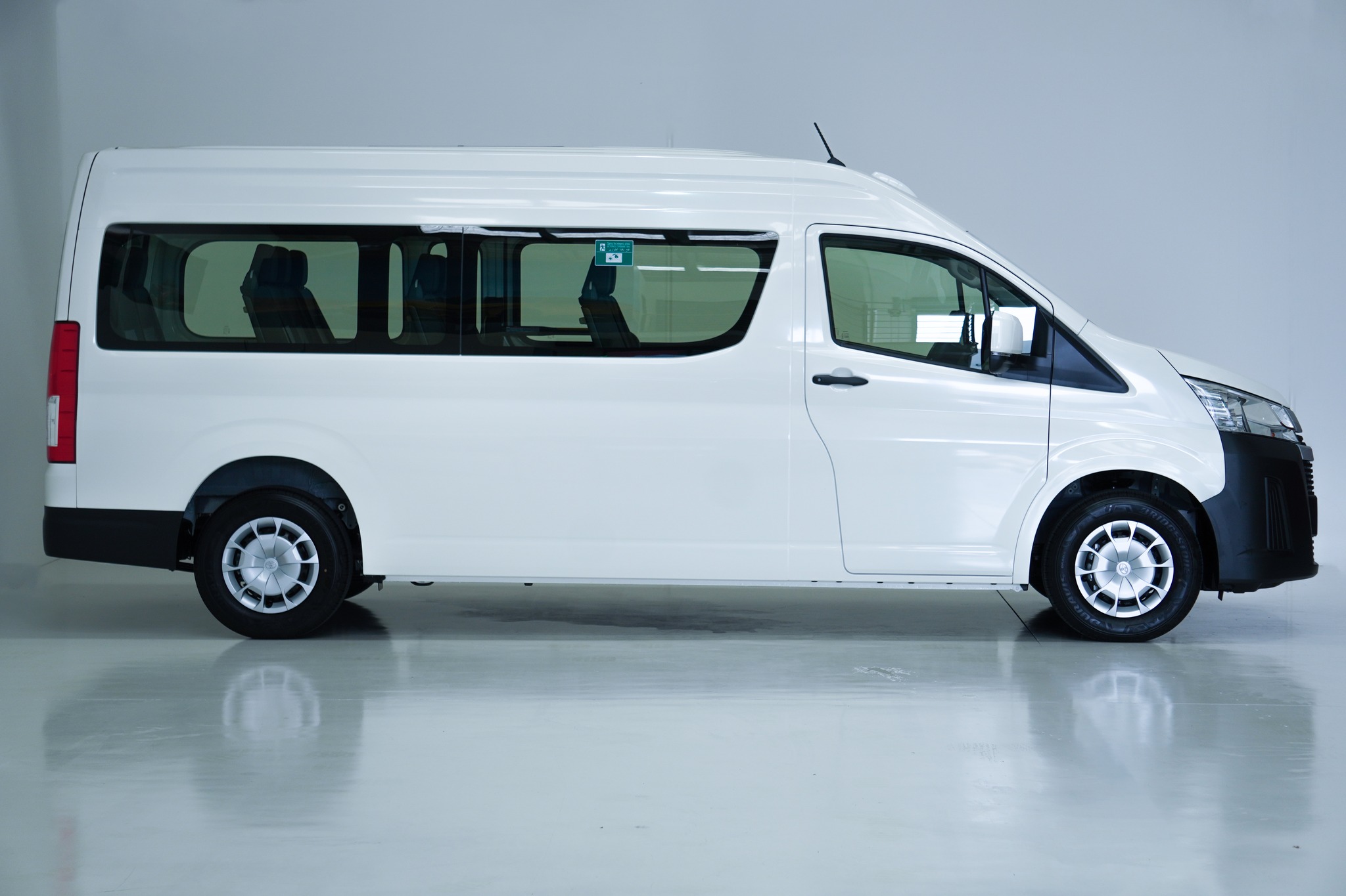 2023 Toyota Hiace SLWB Commuter