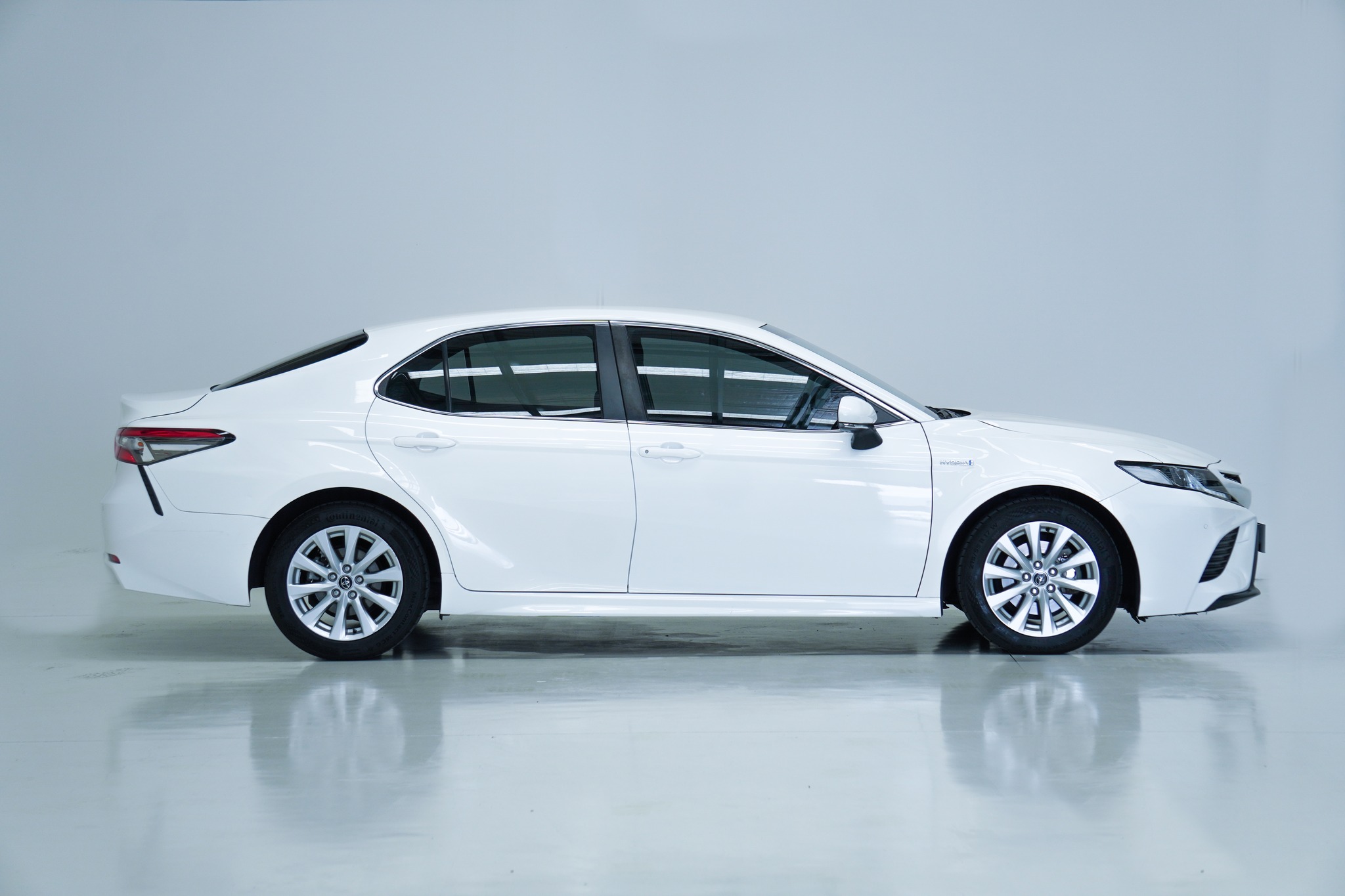 2019 Toyota Camry Ascent Sport