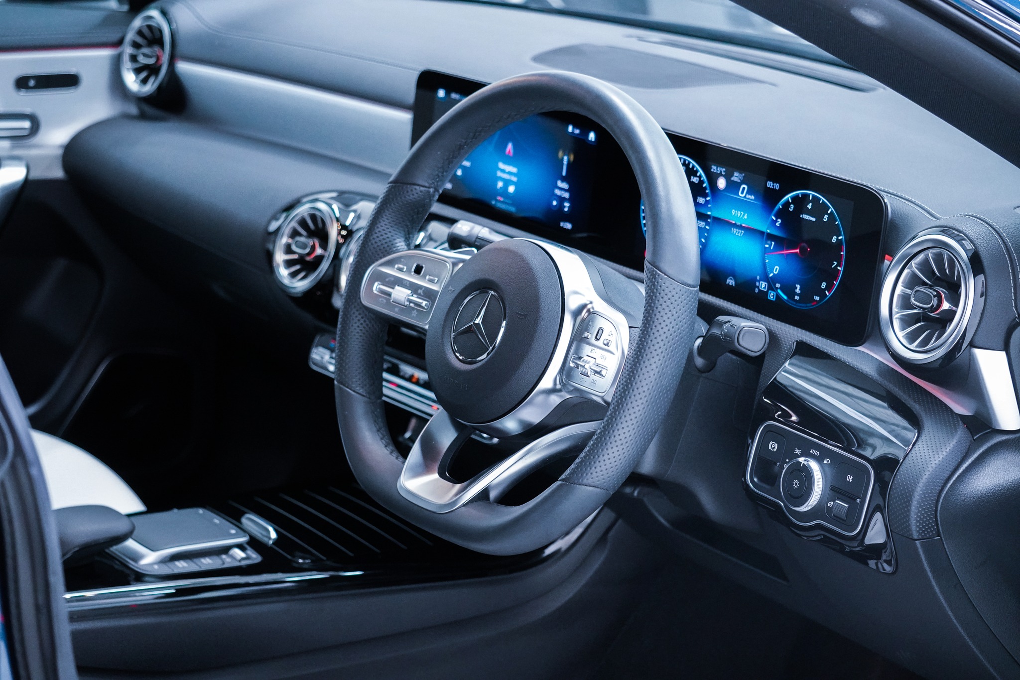2021 Mercedes-Benz CLA250