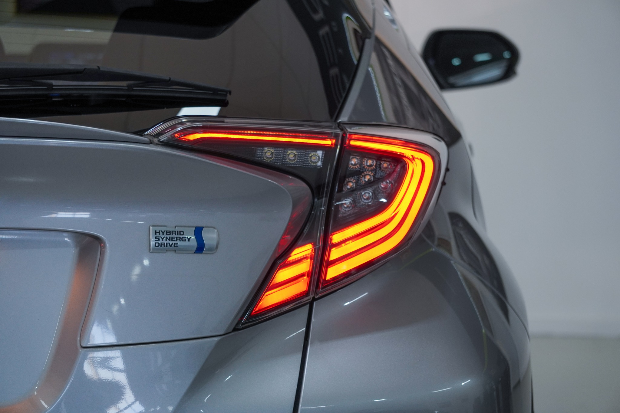 2017 Toyota C-HR Hybrid