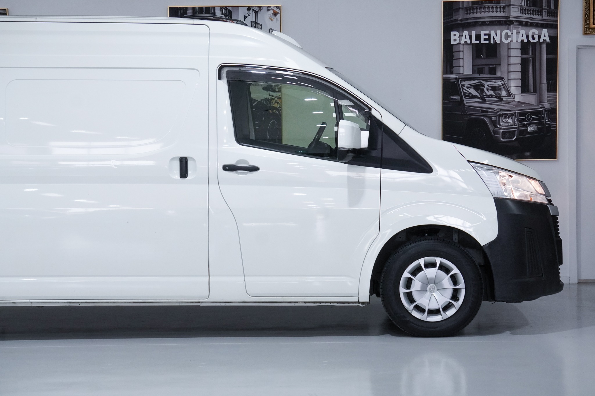 2022 Toyota Hiace SLWB