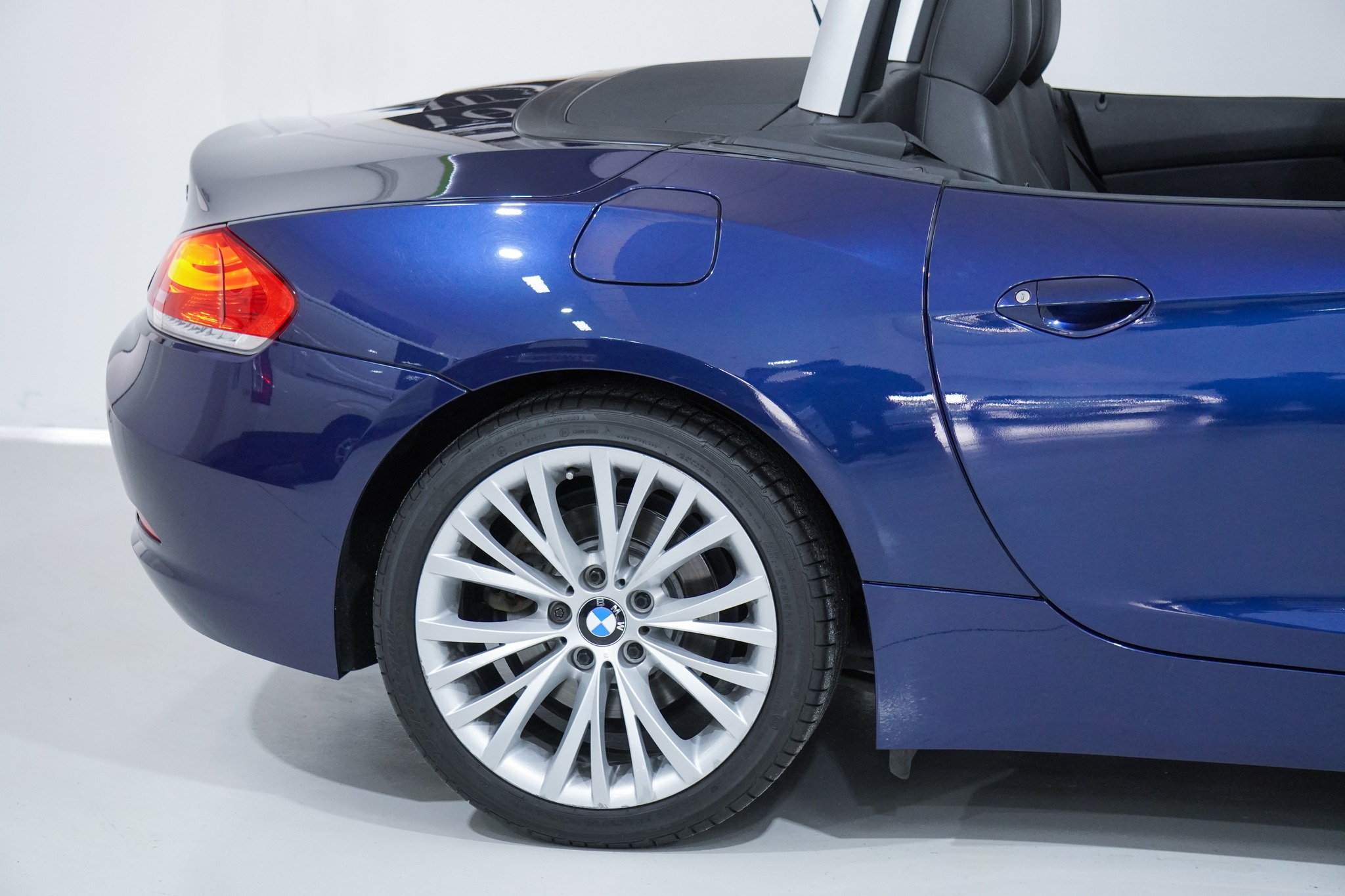 2009 BMW Z4 s23i