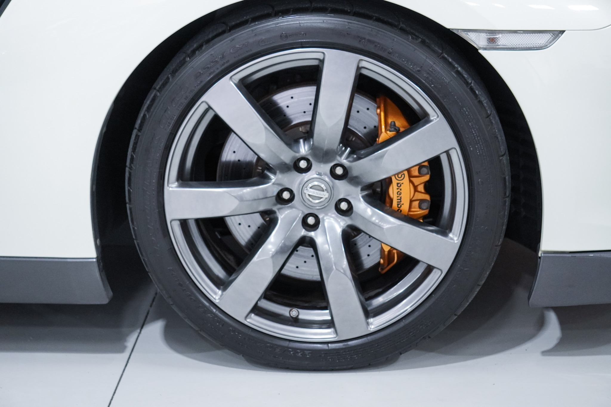 2007 Nissan GT-R Black Edition