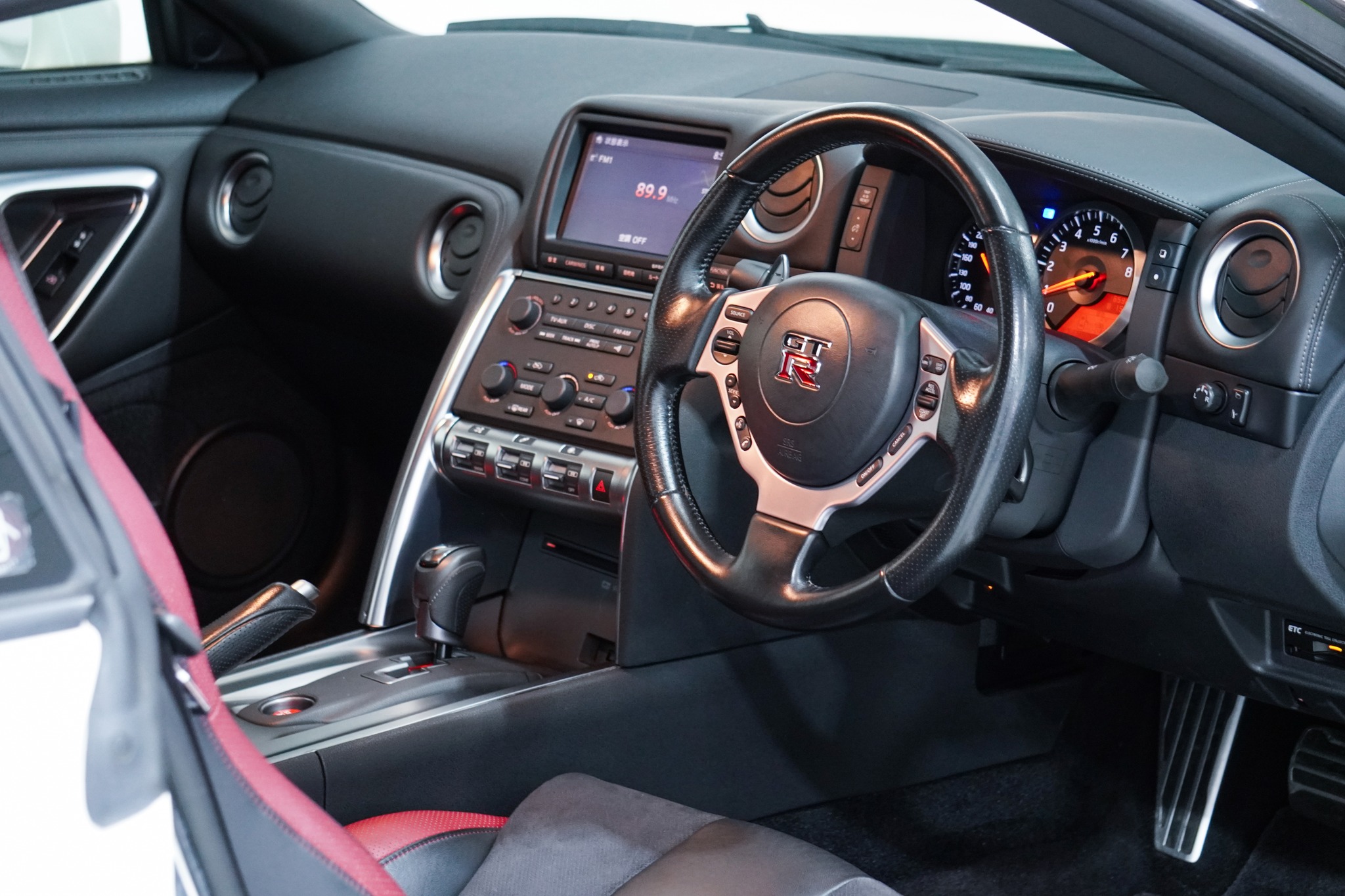 2007 Nissan GT-R Black Edition