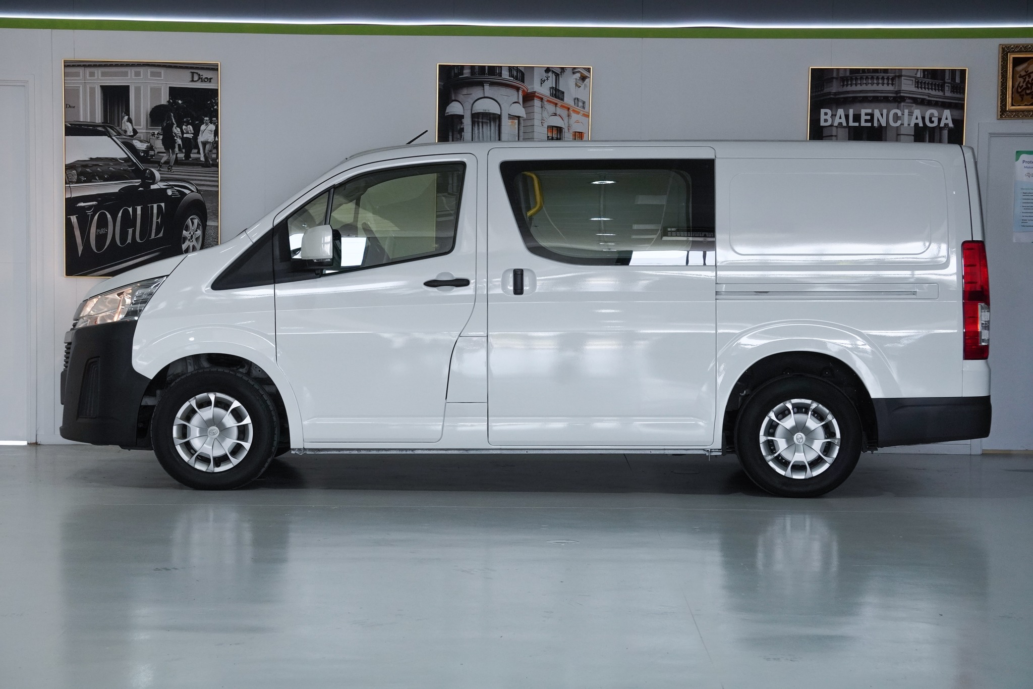 2020 Toyota Hiace LWB