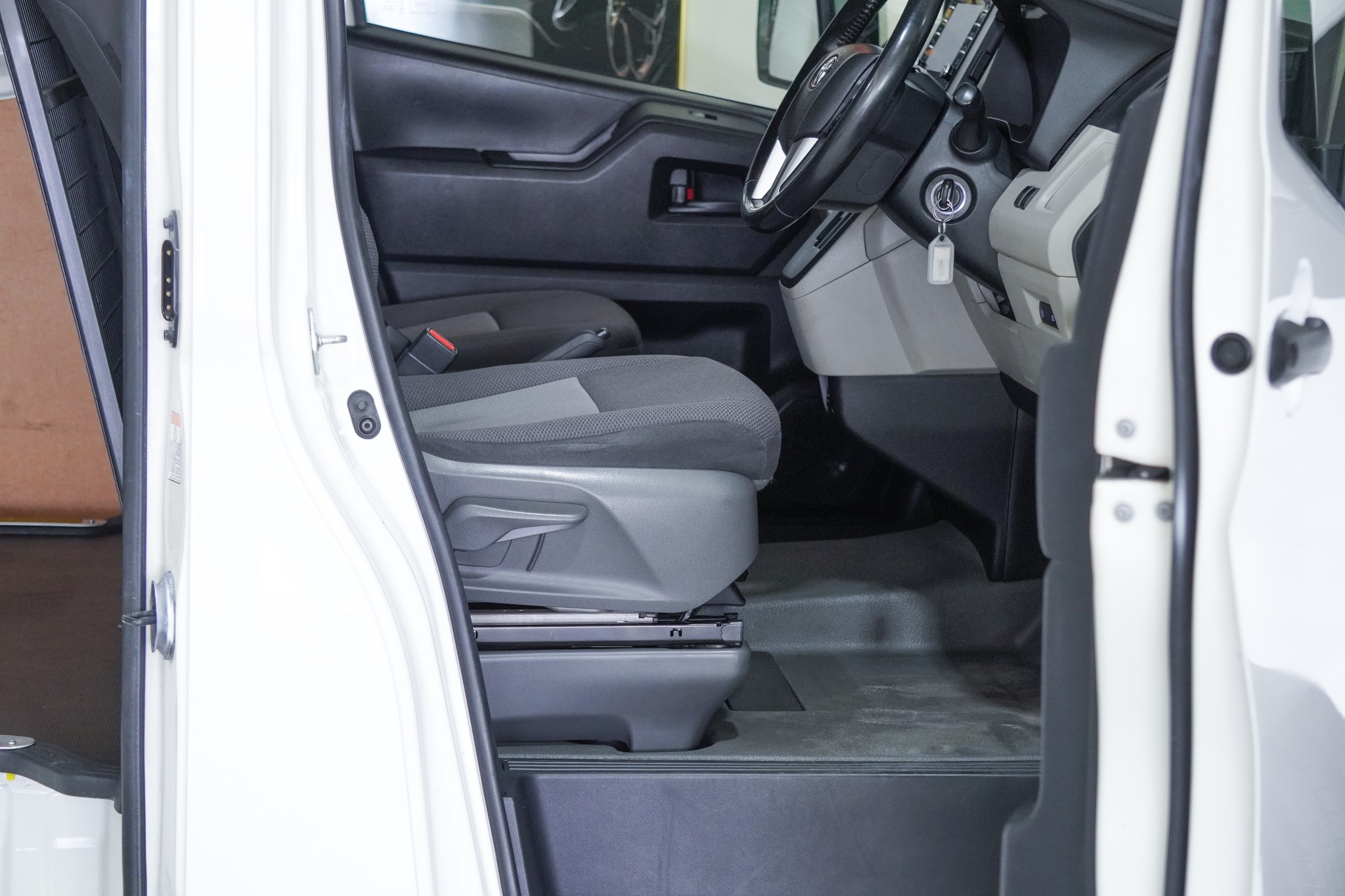 2020 Toyota Hiace LWB