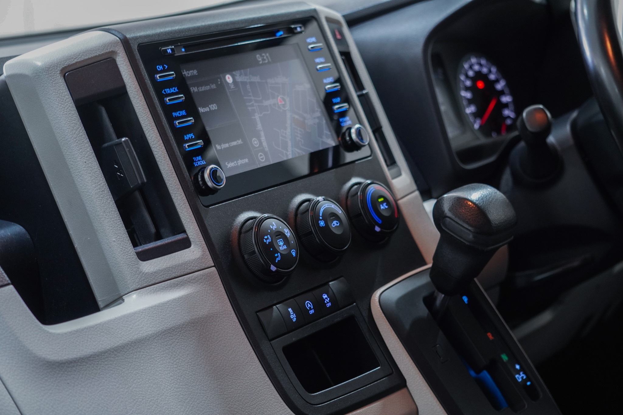 2020 Toyota Hiace LWB