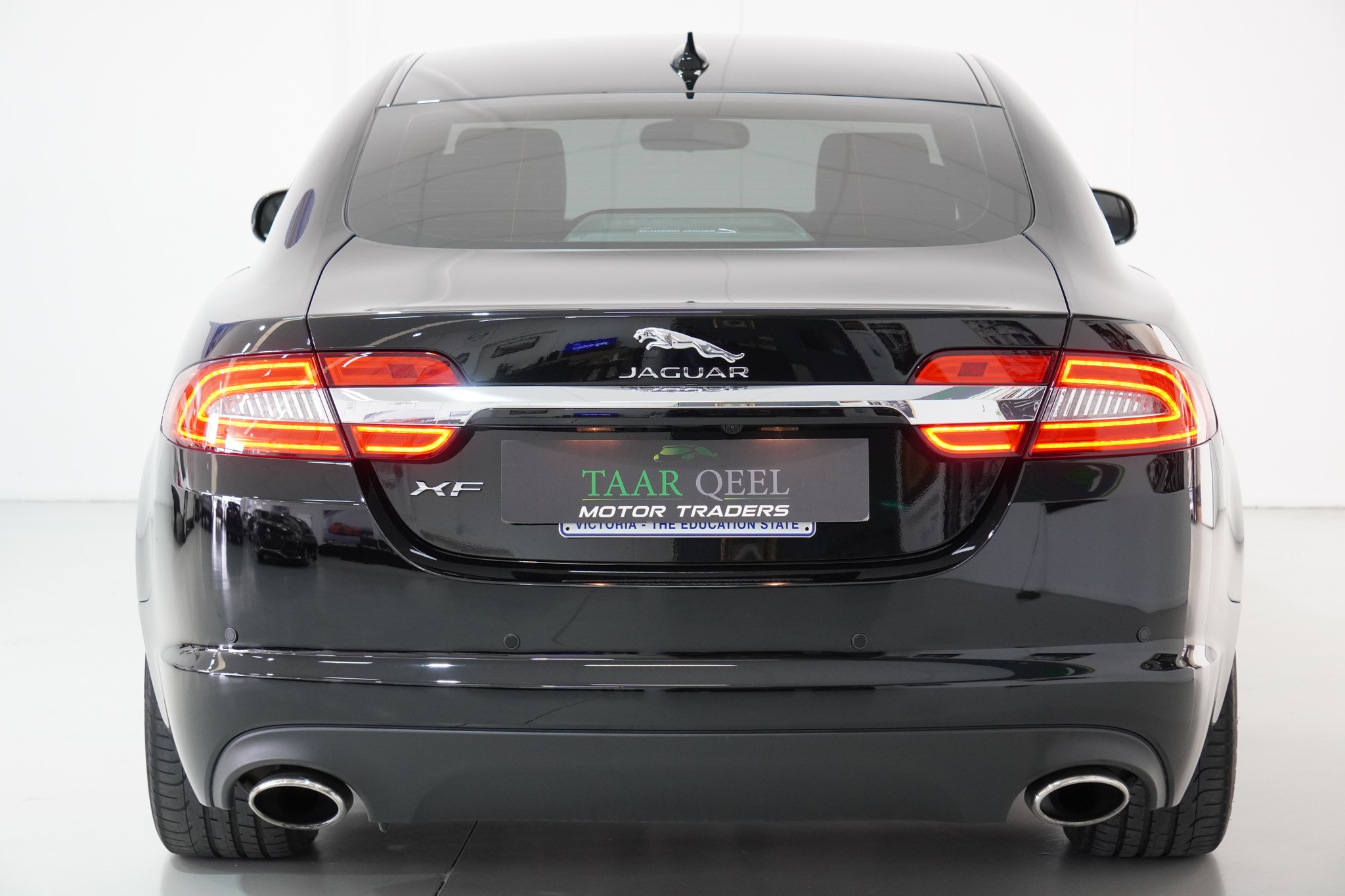 2014 Jaguar XF Luxury