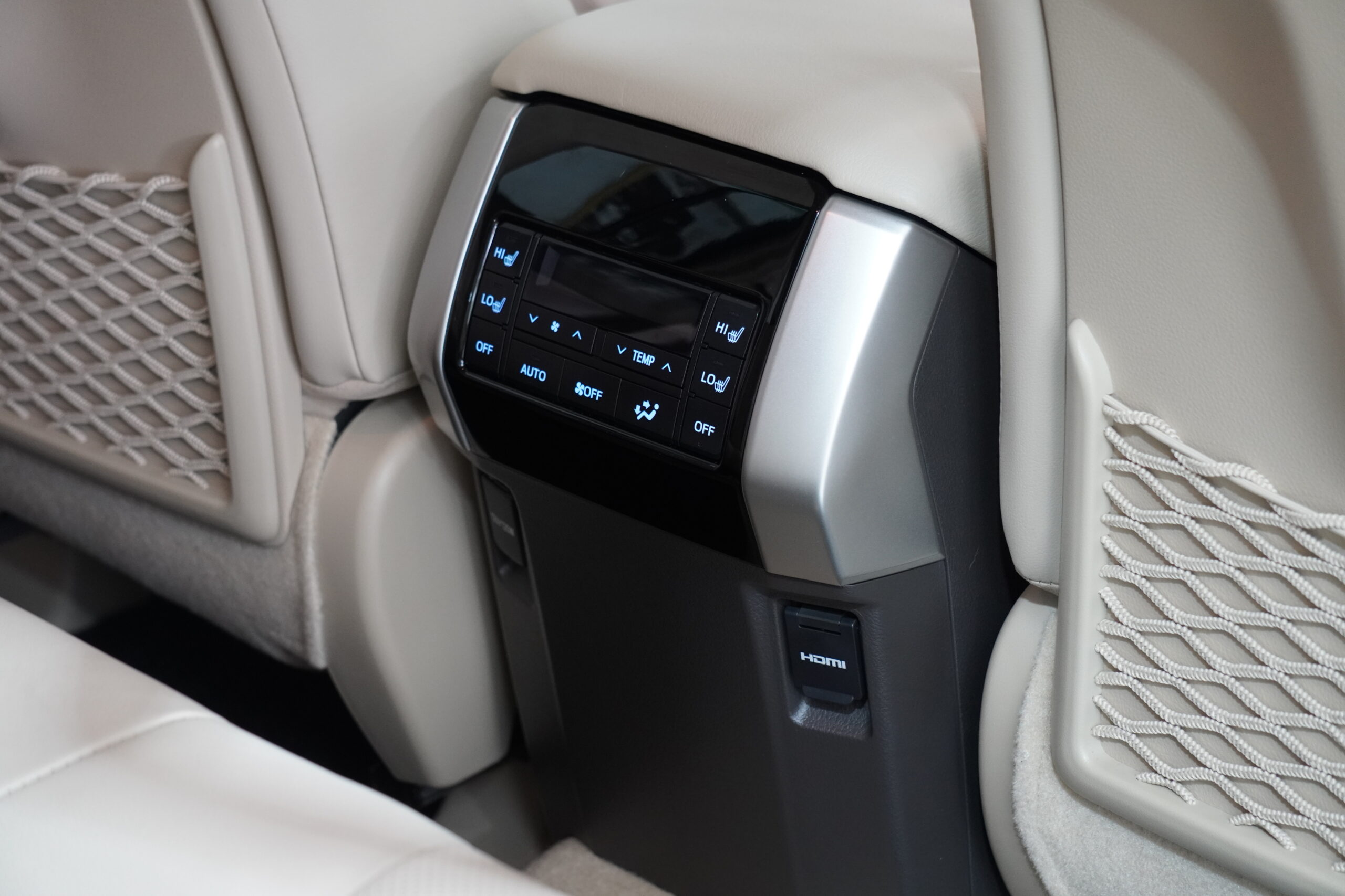 2023 Toyota Landcruiser Prado Kakadu