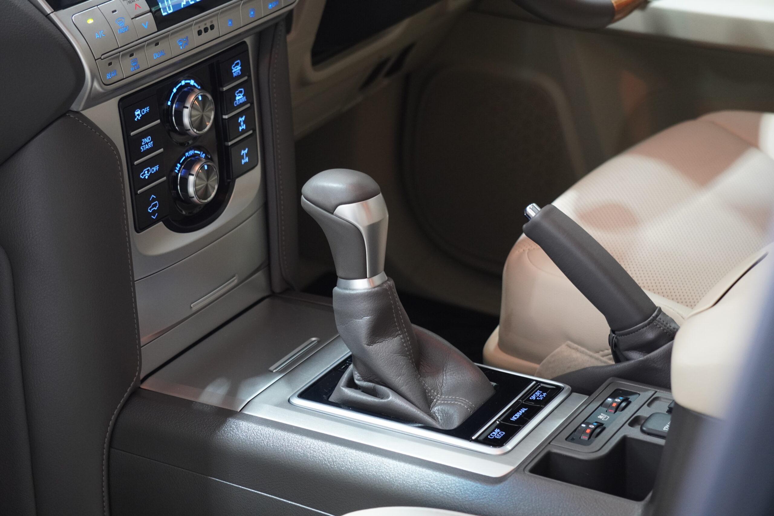 2023 Toyota Landcruiser Prado Kakadu