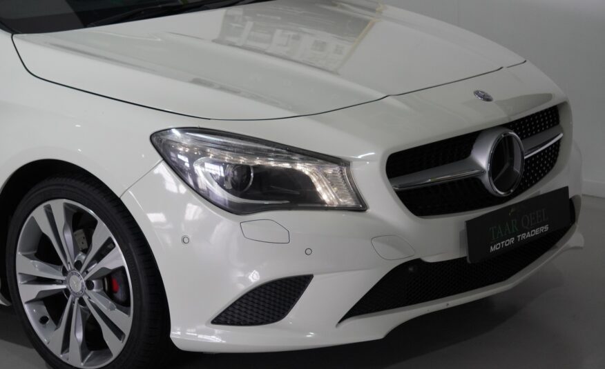 2014 Mercedes-Benz CLA200