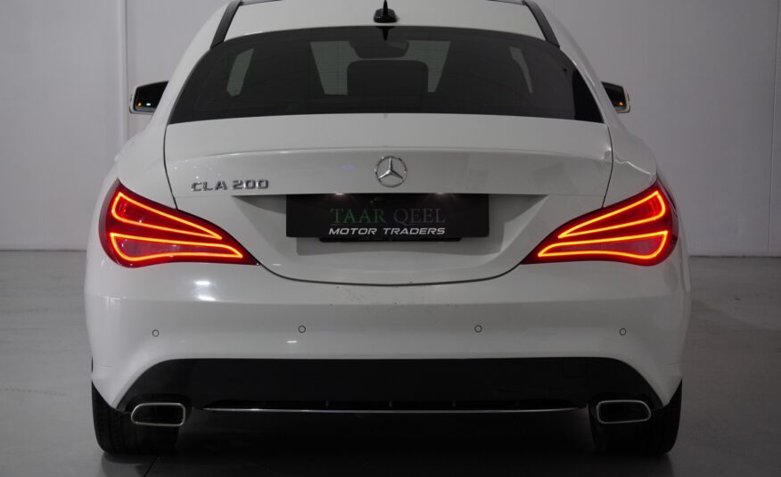 2014 Mercedes-Benz CLA200