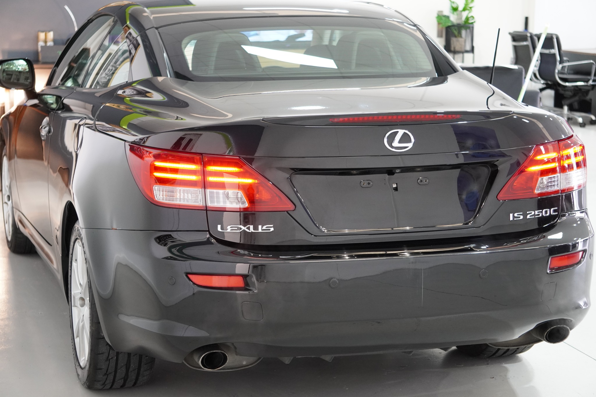 2009 Lexus IS250C Prestige