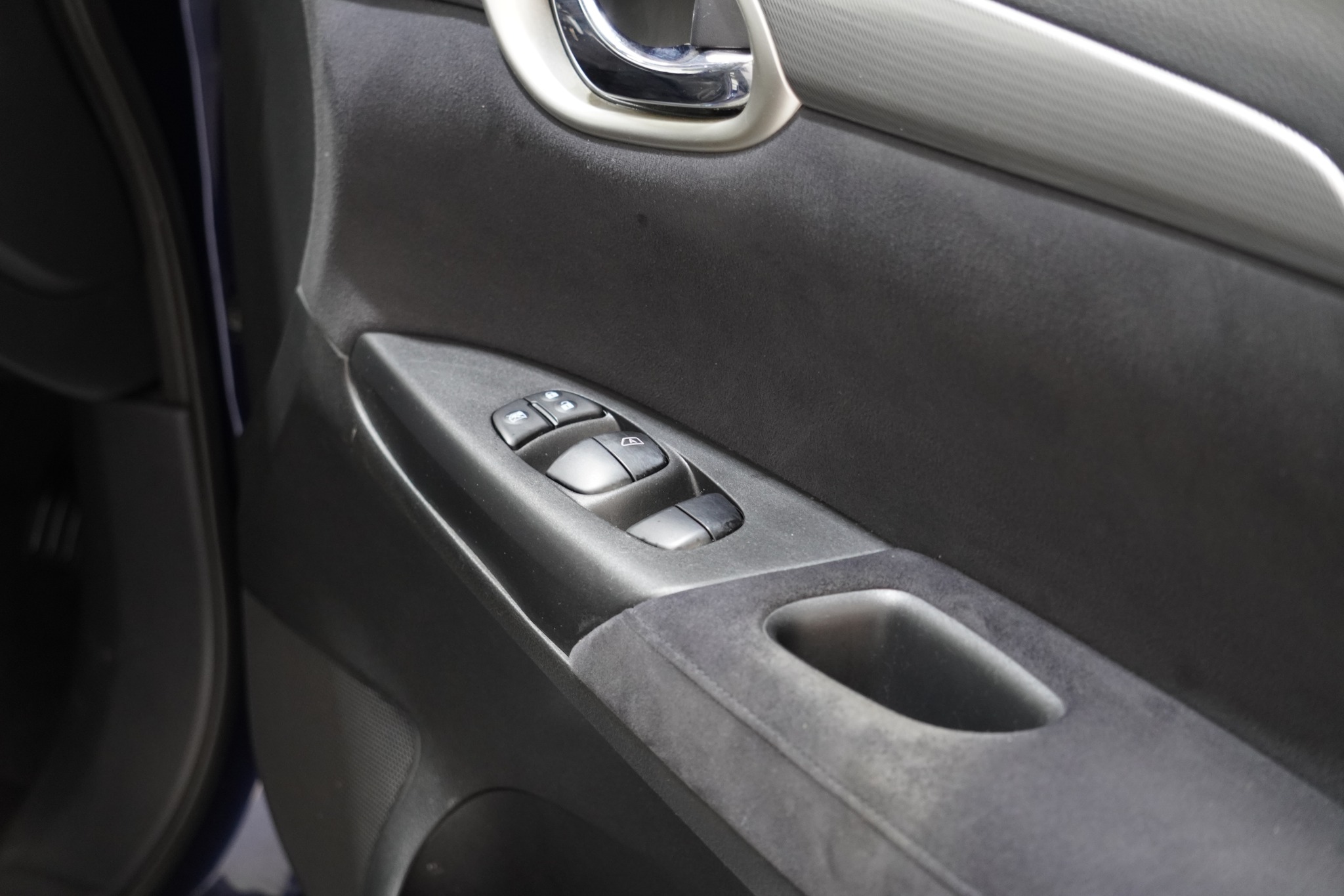 2013 Nissan Pulsar ST-L