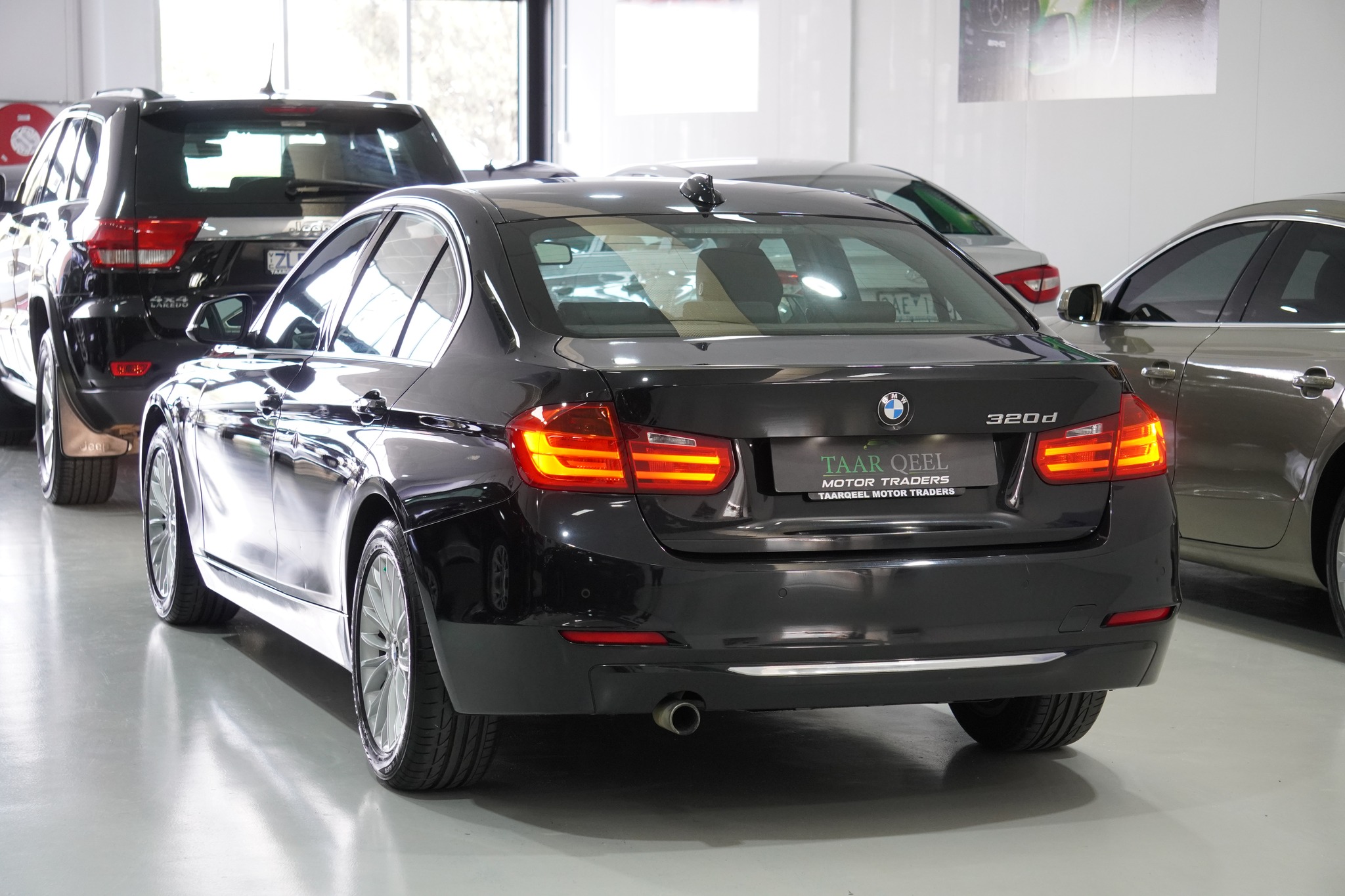 2012 BMW 320d Luxury