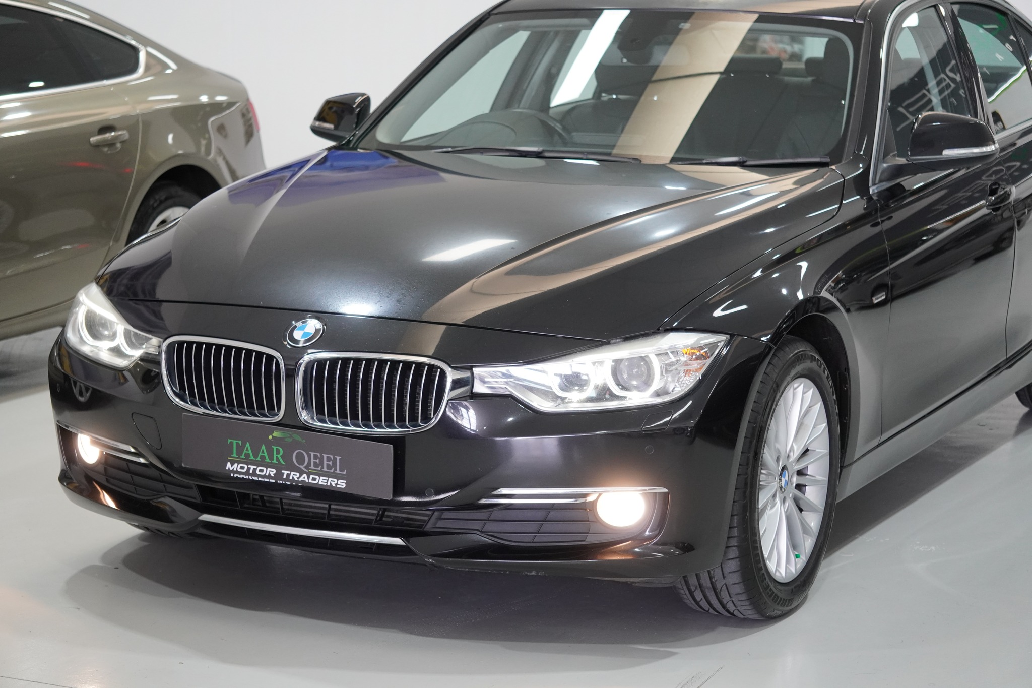 2012 BMW 320d Luxury