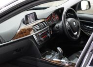2012 BMW 320d Luxury