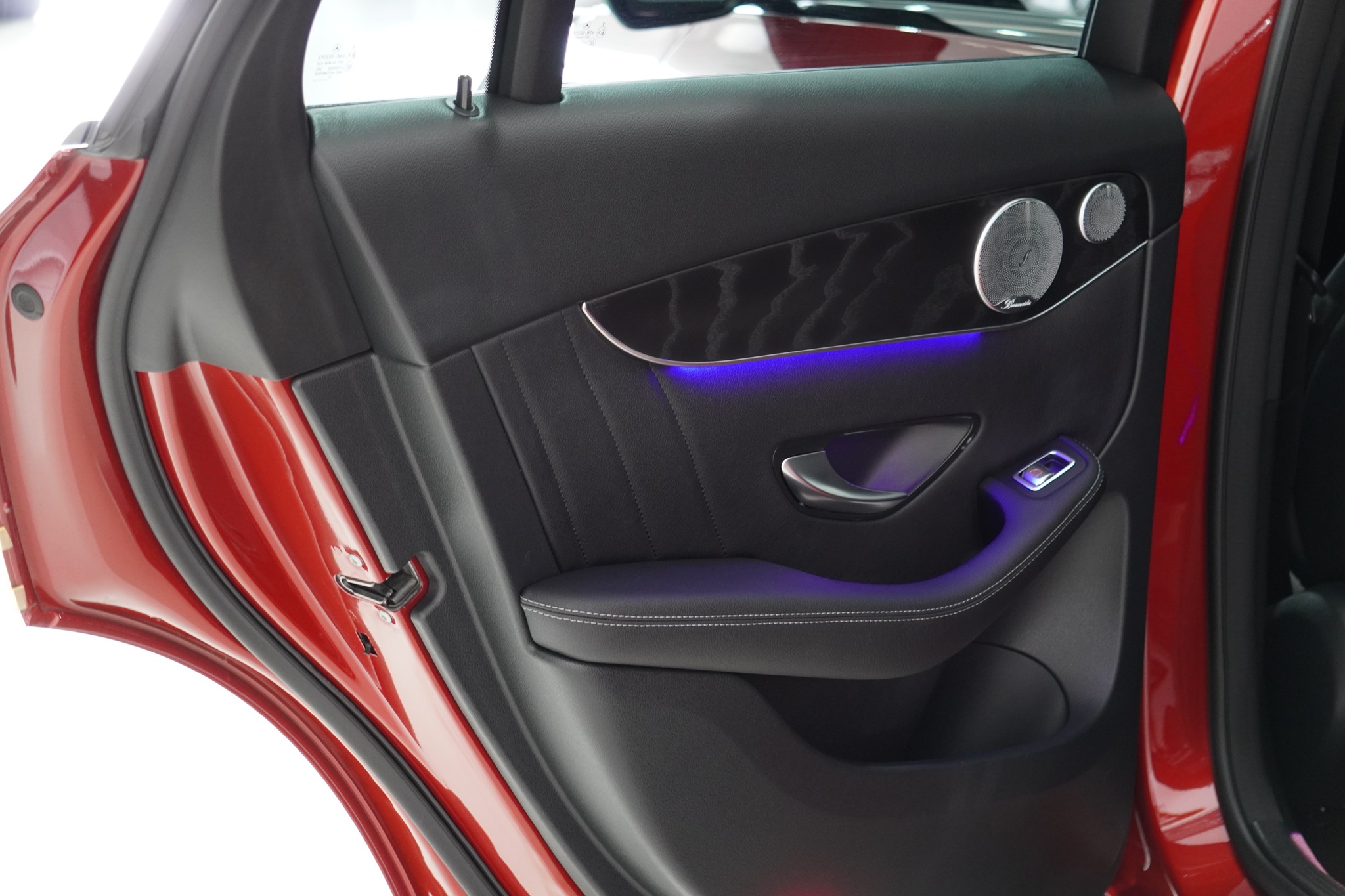 2020 Mercedes-Benz GLC300