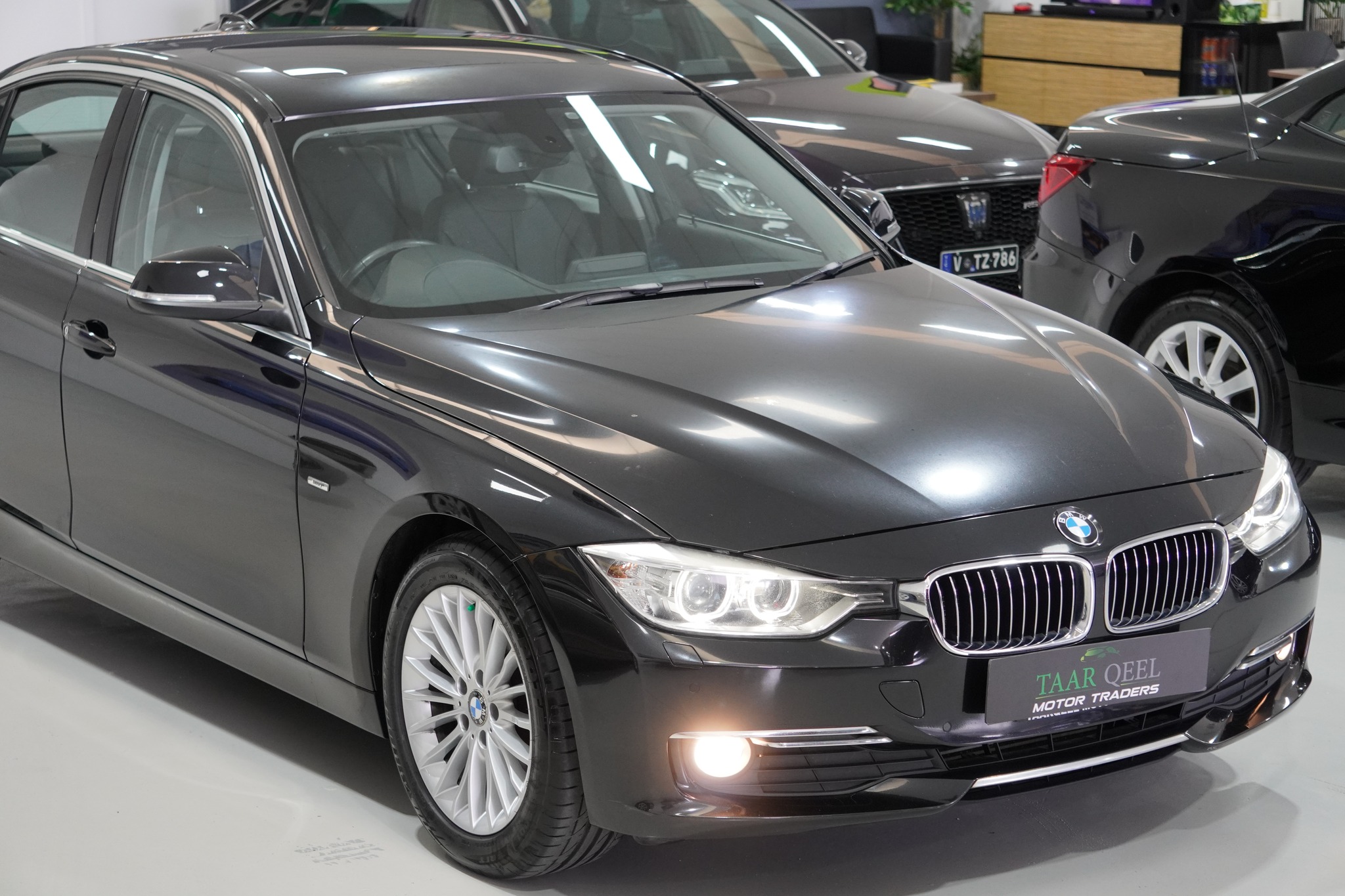 2012 BMW 320d Luxury