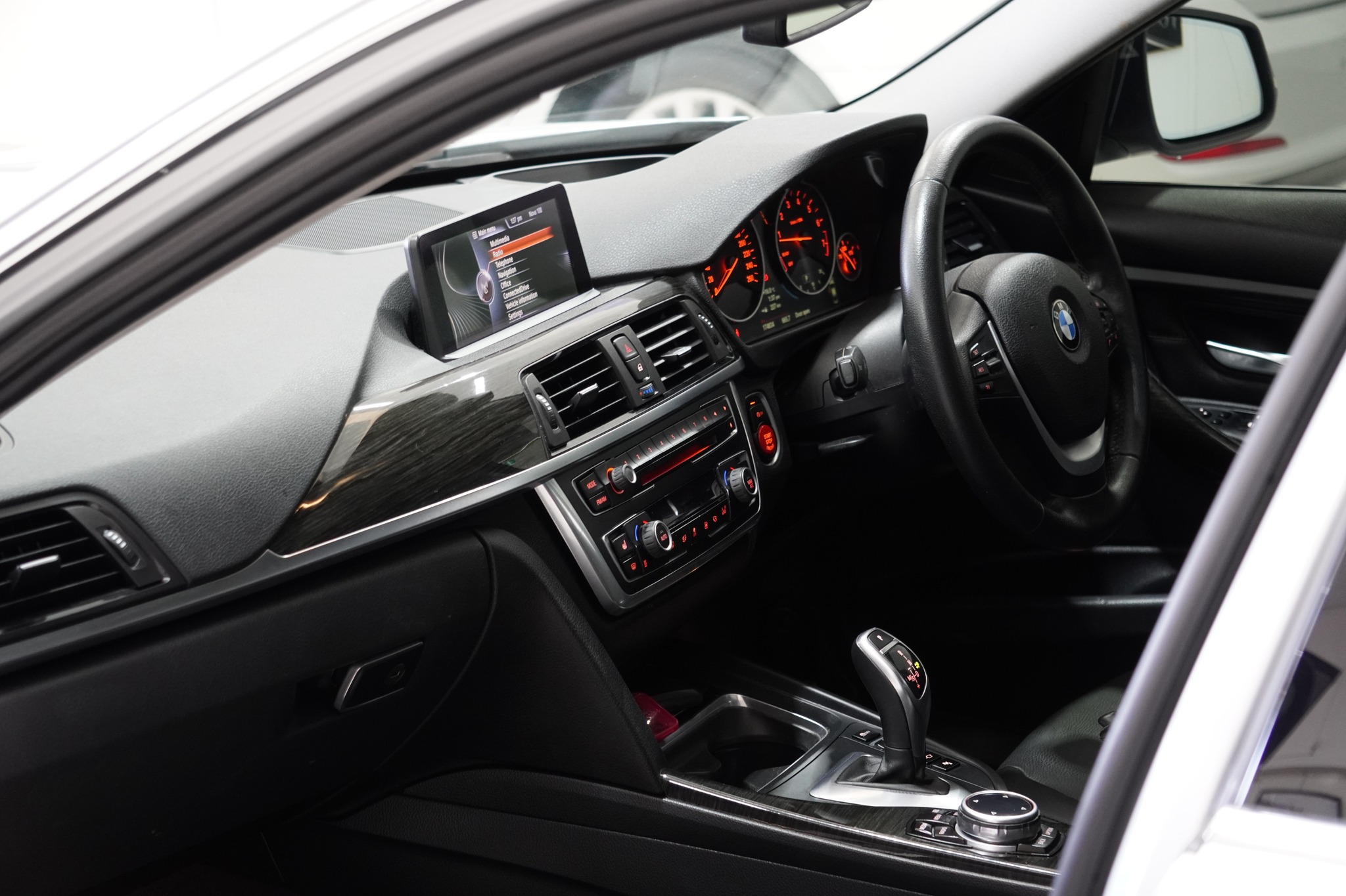 2014 BMW 328i Luxury Line