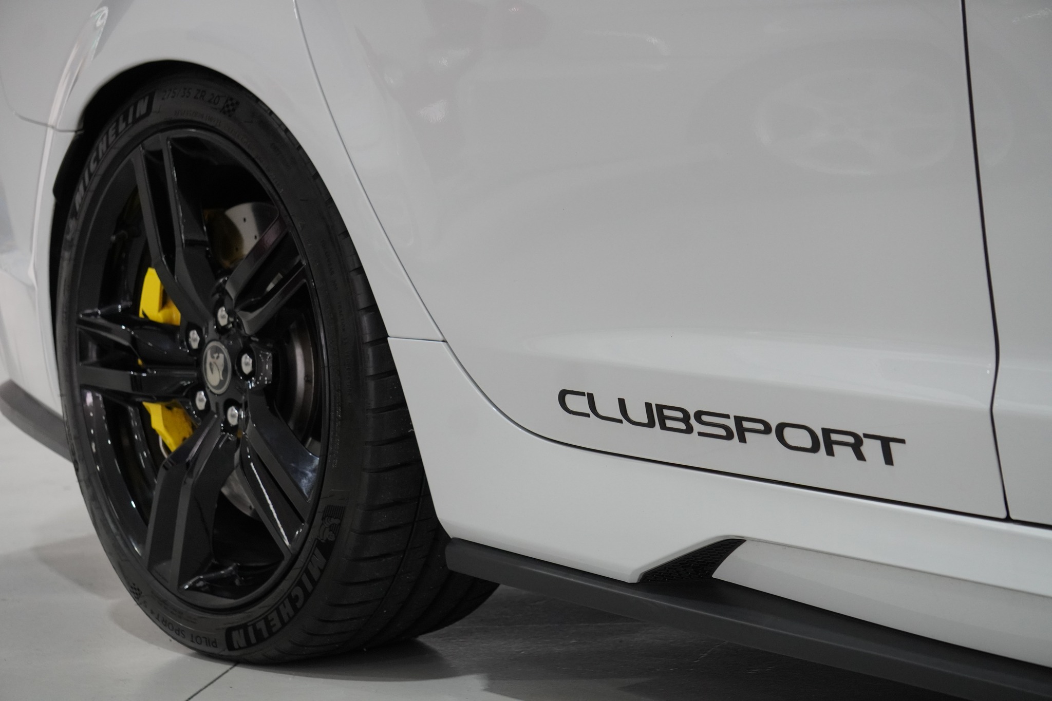 2017 HSV Clubsport R8