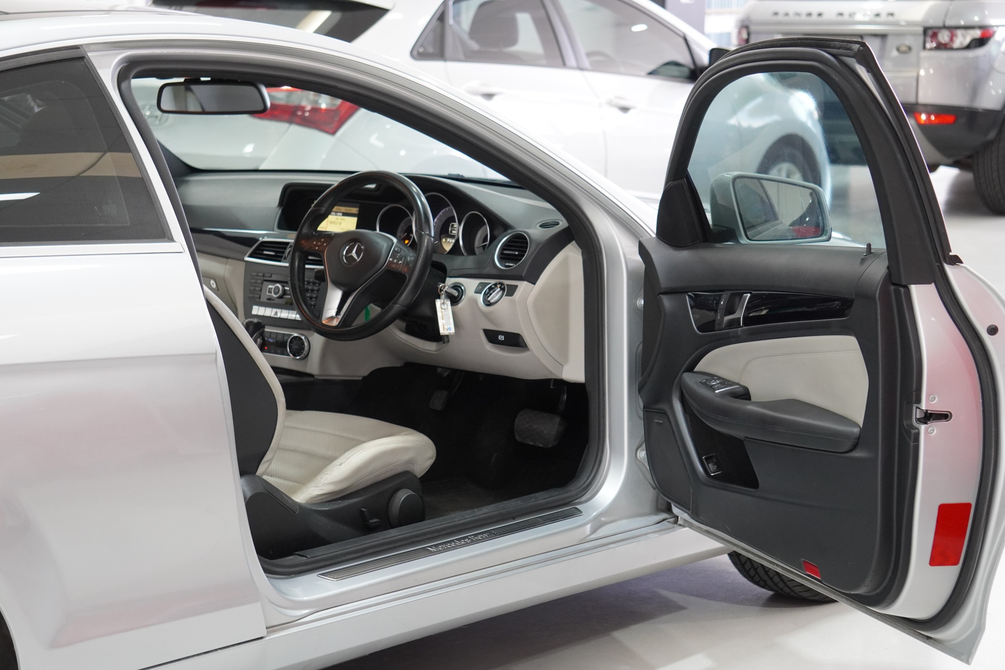 2012 Mercedes-Benz C180