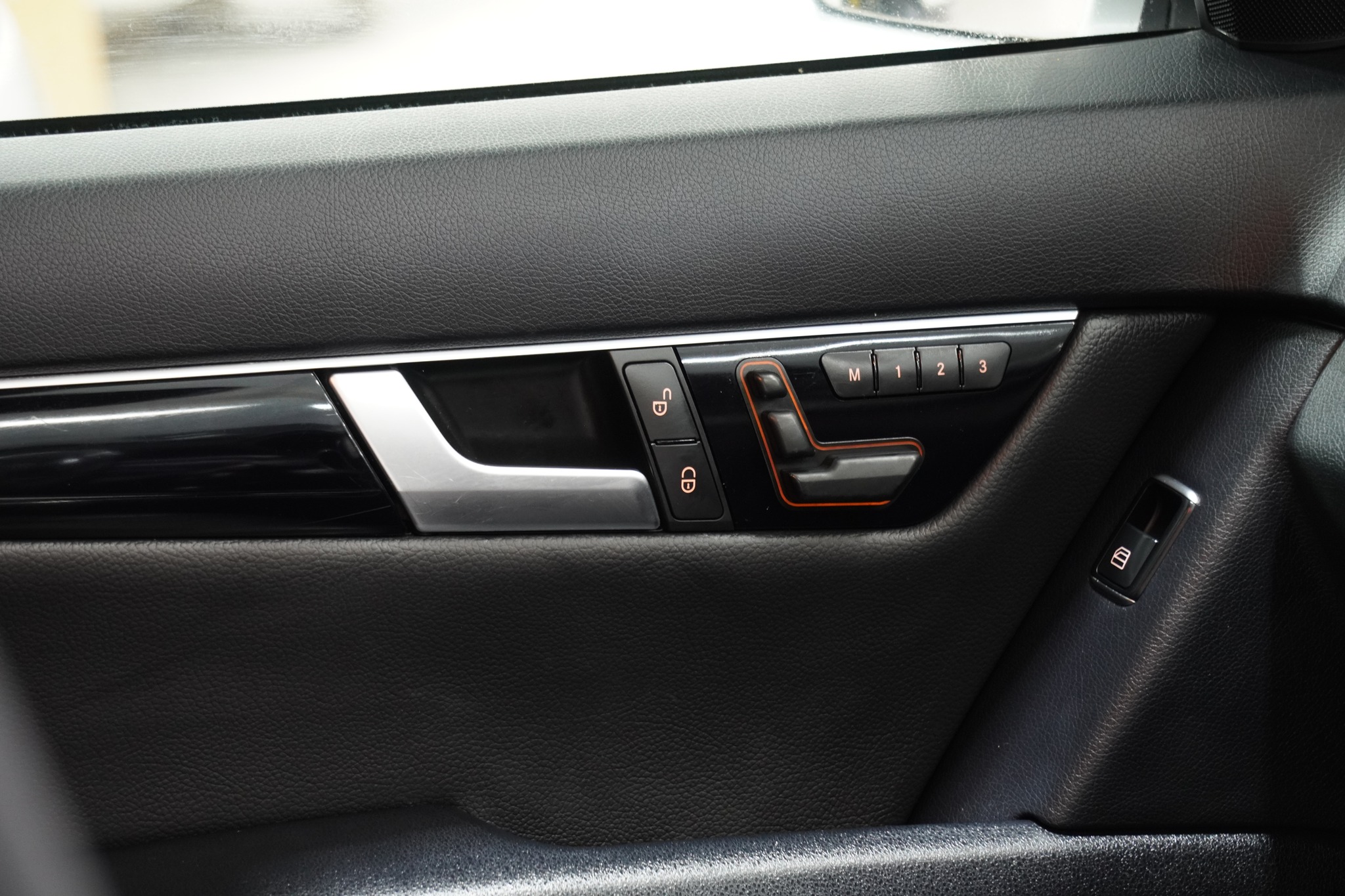2013 Mercedes-Benz C200