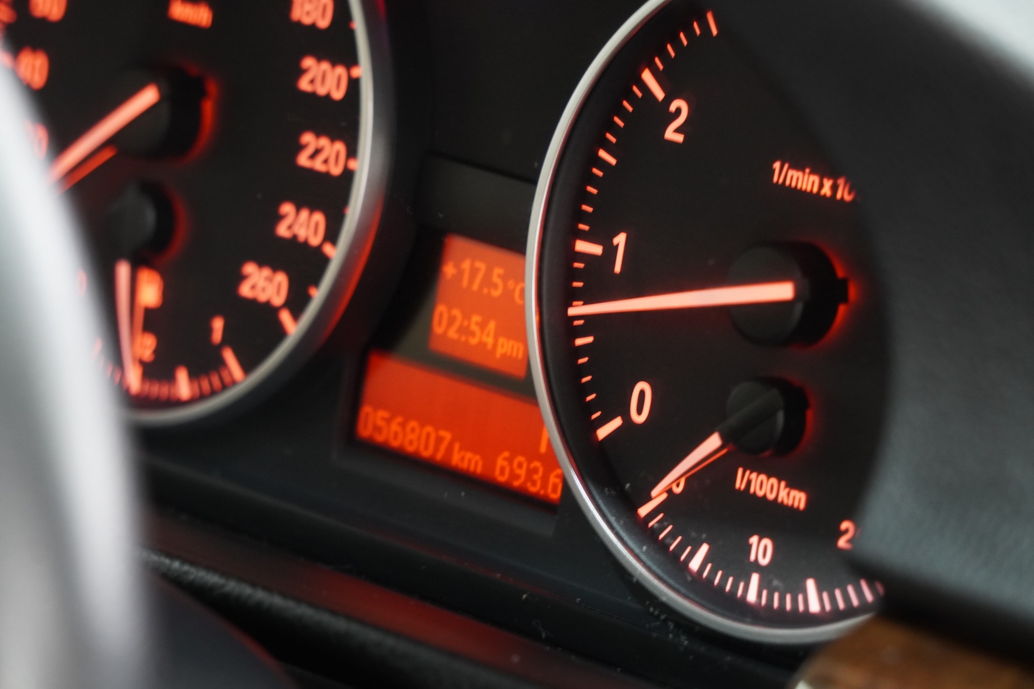 2009 BMW 320i