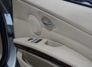 2009 BMW 320i