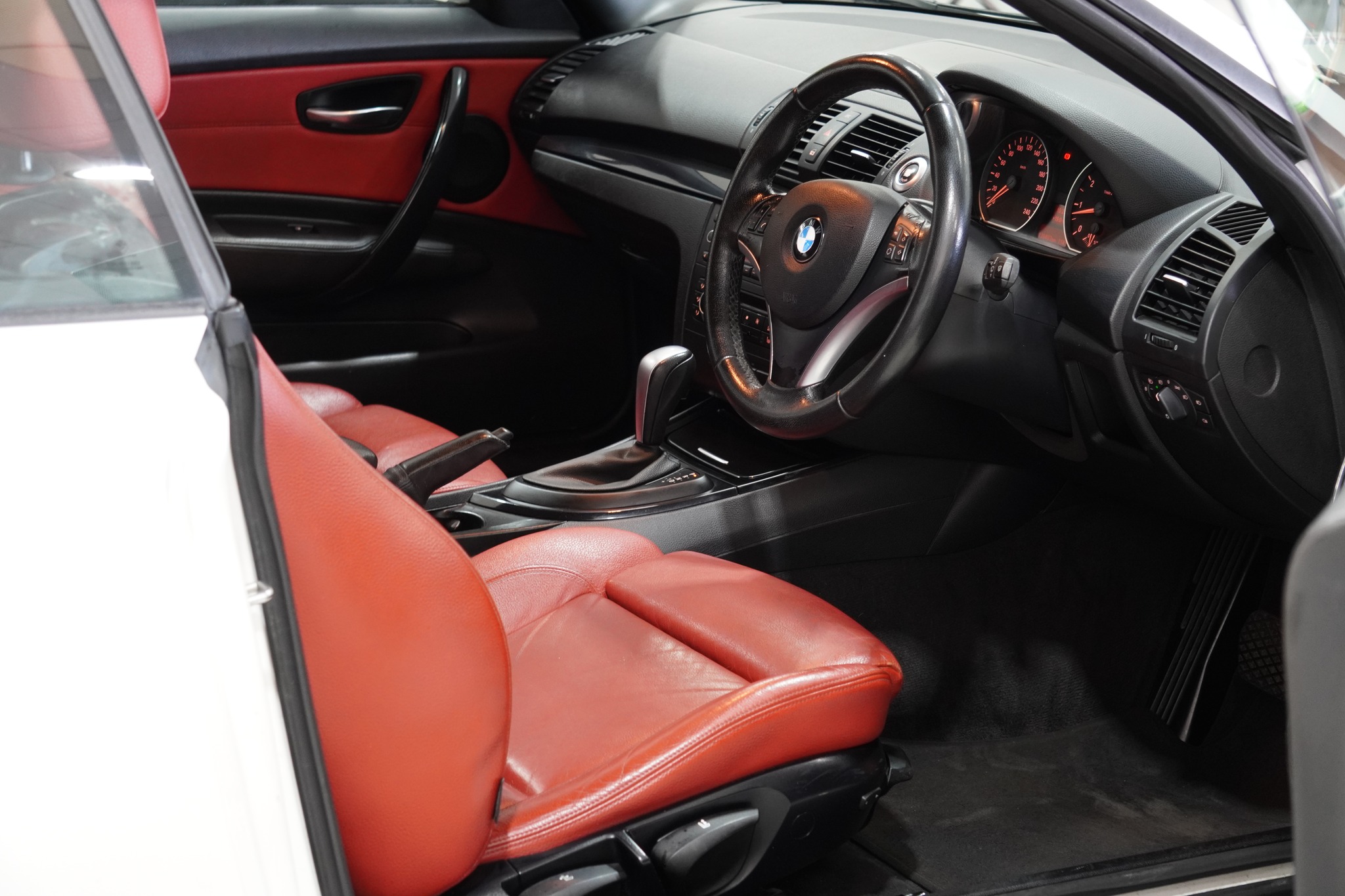 2010 BMW 120i