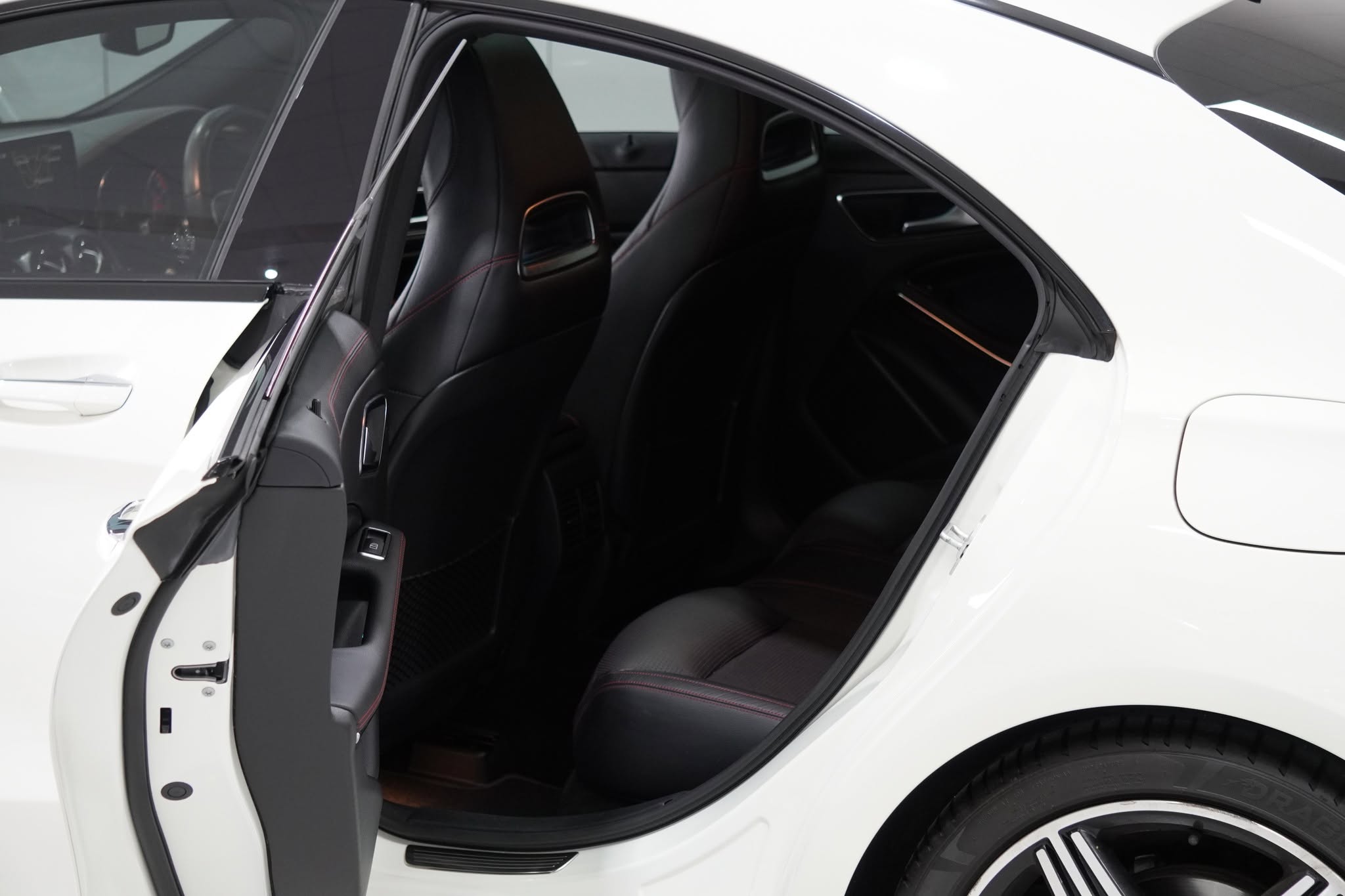 2015 Mercedes-Benz CLA250 Sport