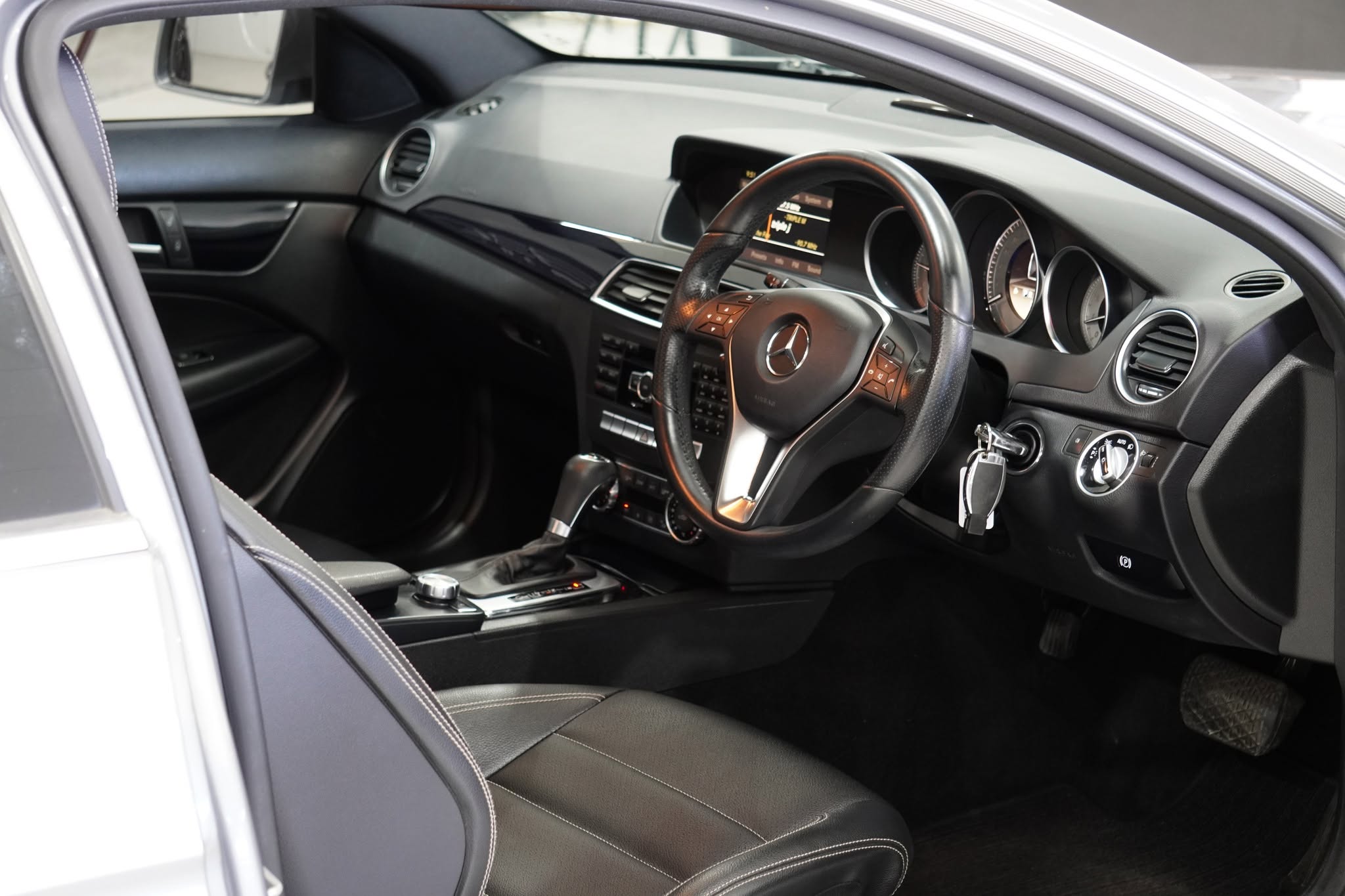 2011 Mercedes-Benz C180