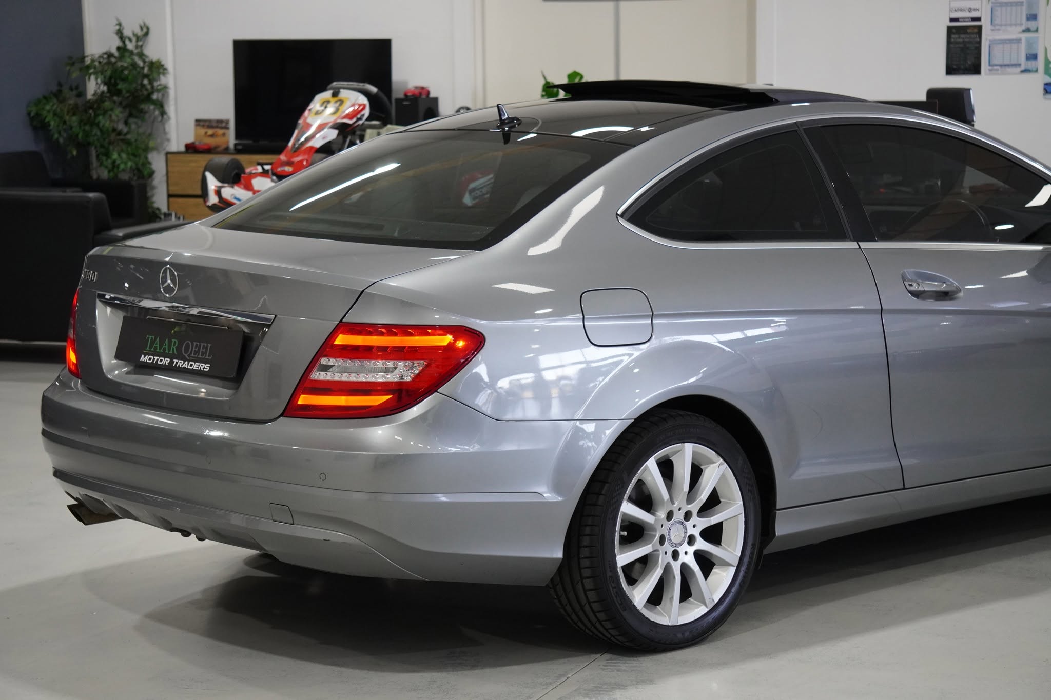 2011 Mercedes-Benz C180