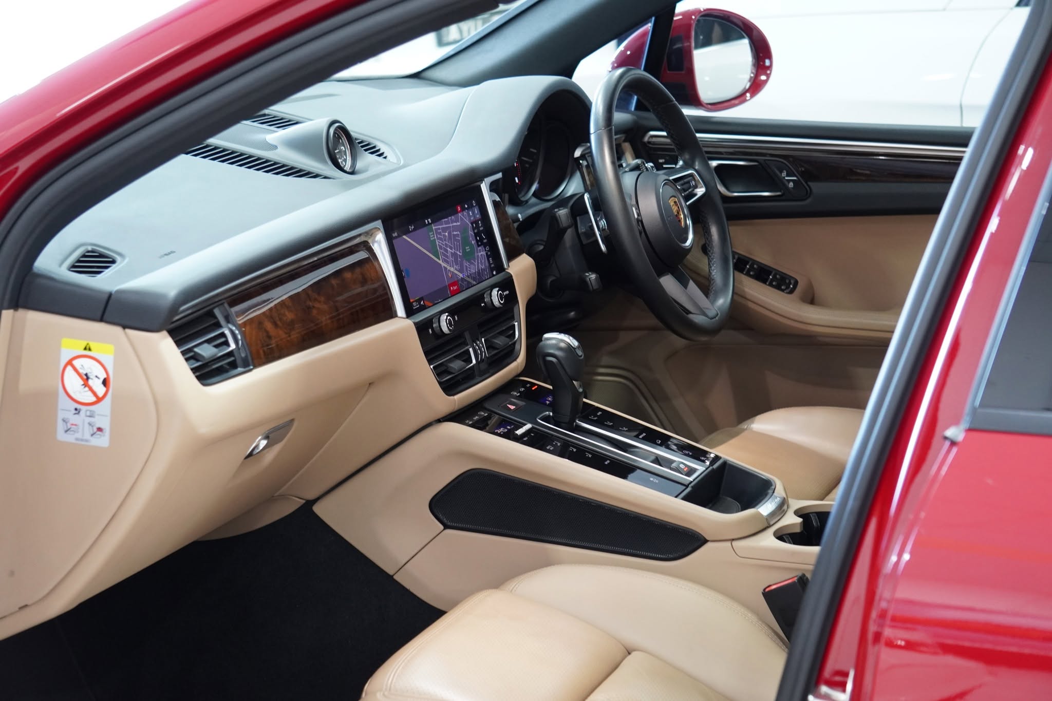 2022 Porsche Macan