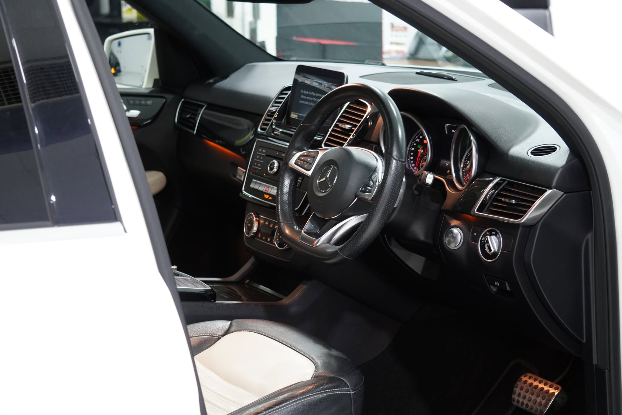 2017 Mercedes-Benz GLE350d 4 Matic