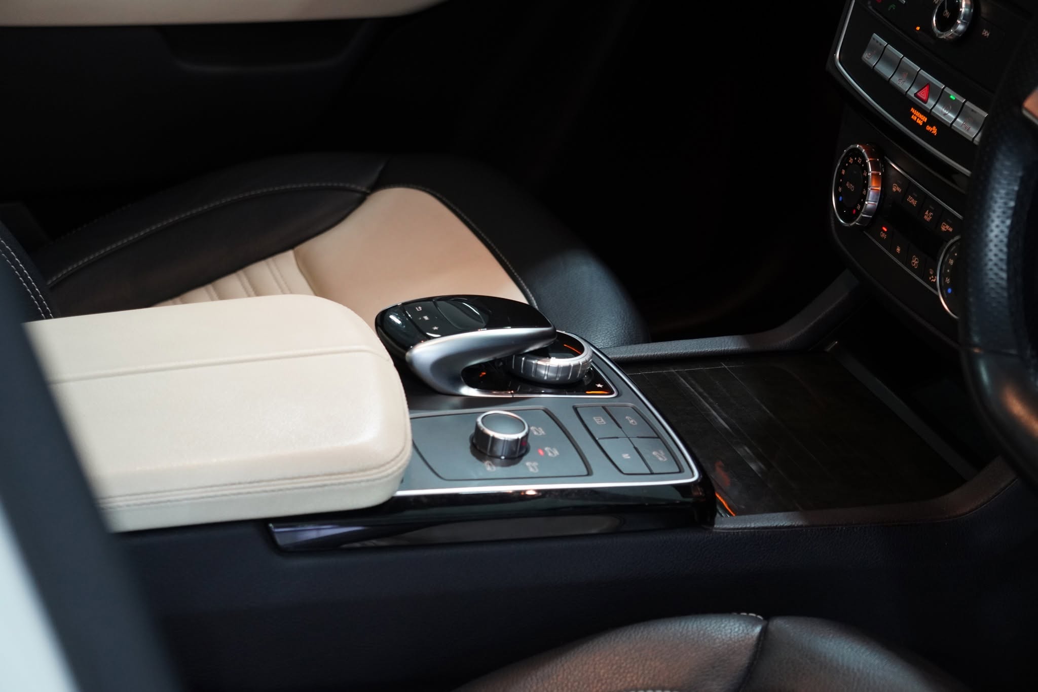 2017 Mercedes-Benz GLE350d 4 Matic