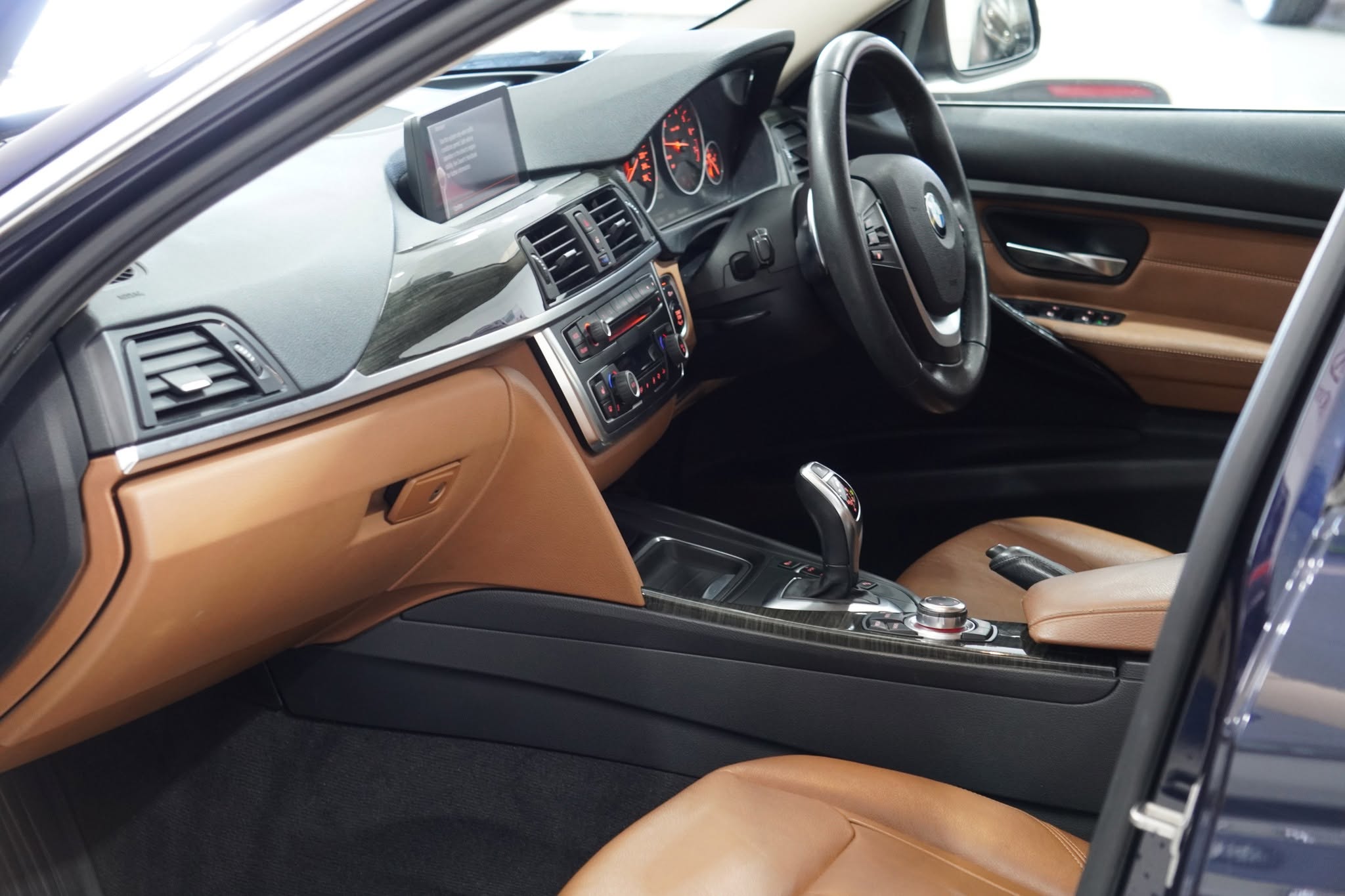 2012 BMW 328i