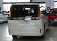 2017 Toyota Noah Hybrid