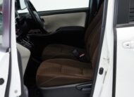 2017 Toyota Noah Hybrid