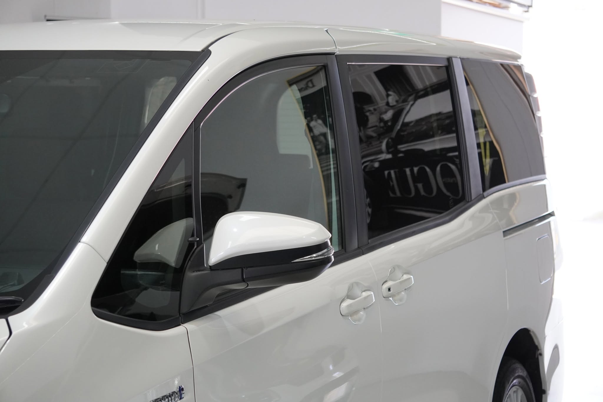 2017 Toyota Noah Hybrid