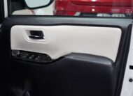2017 Toyota Noah Hybrid