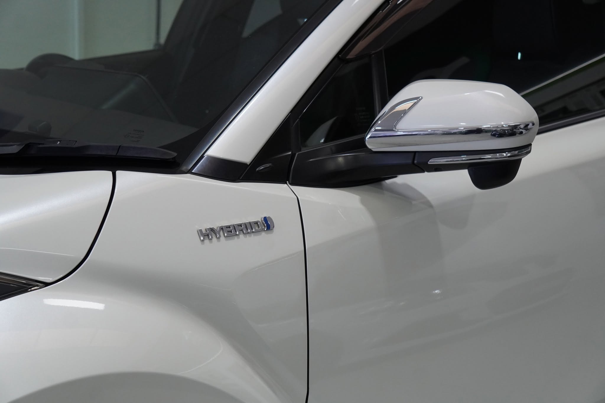 2019 Toyota C-HR Hybrid