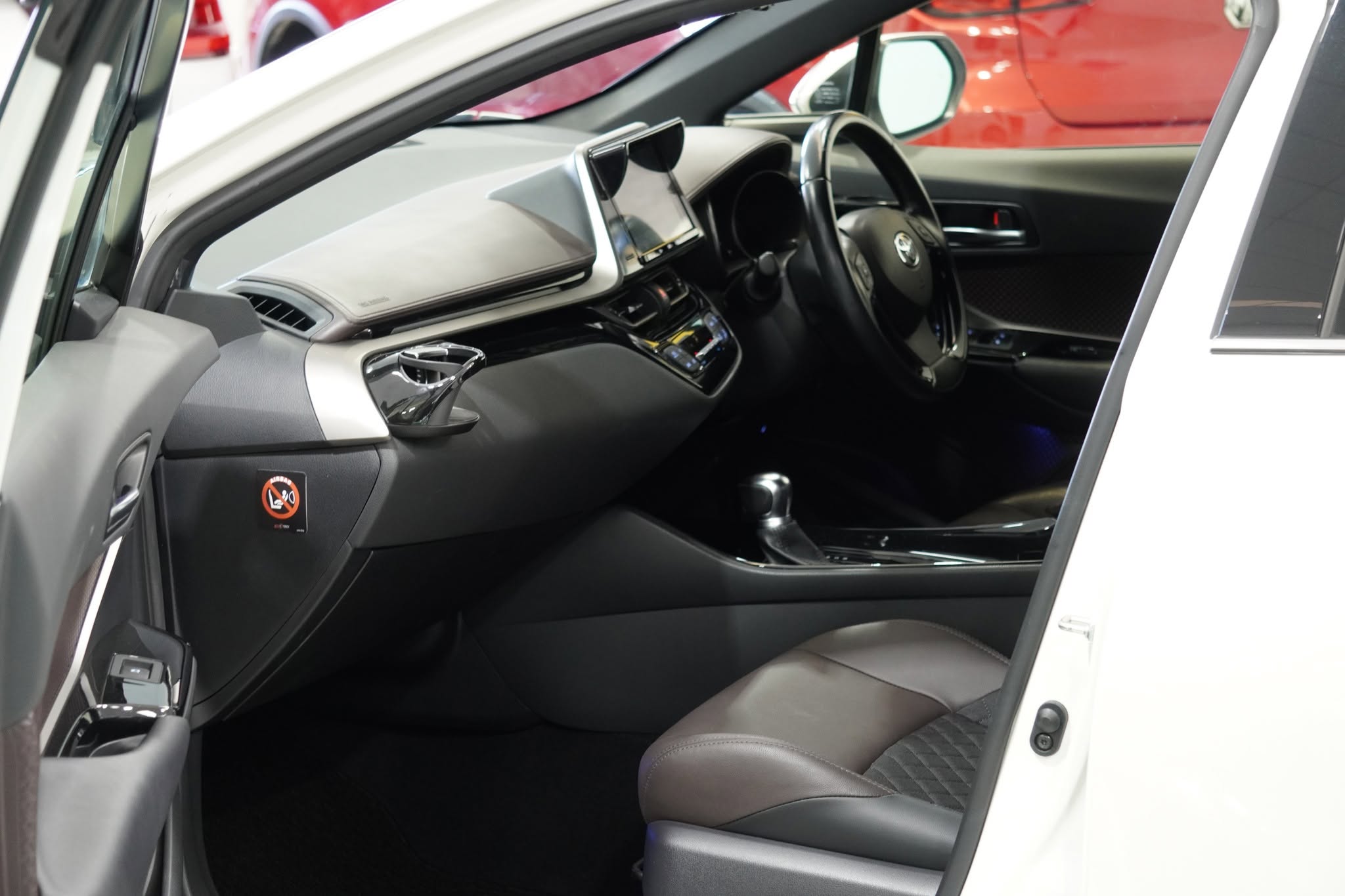 2019 Toyota C-HR Hybrid