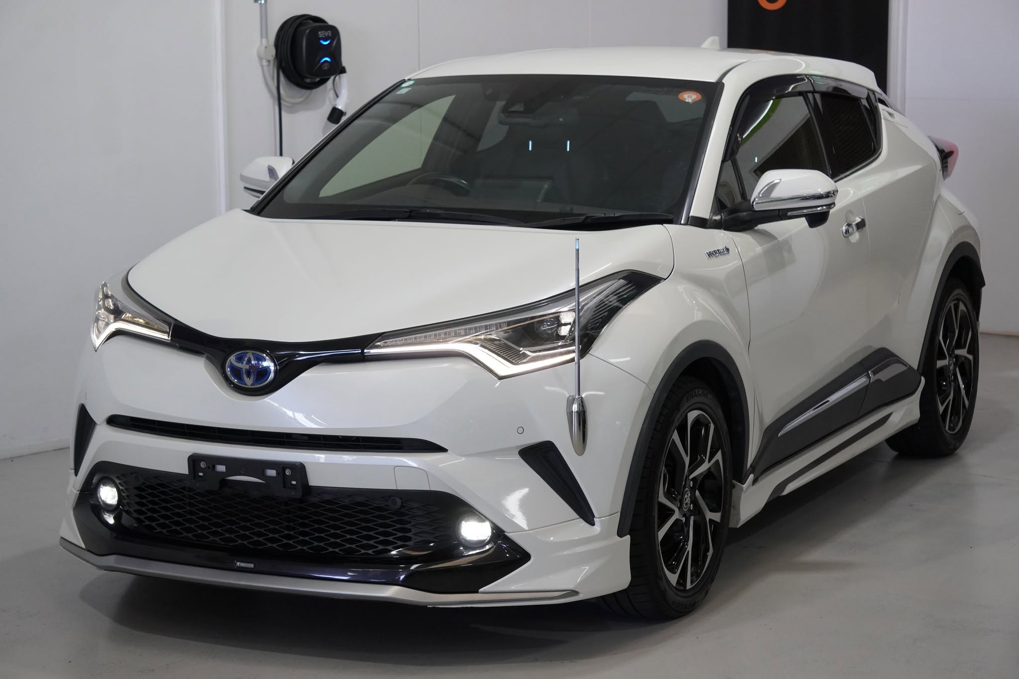 2019 Toyota C-HR Hybrid